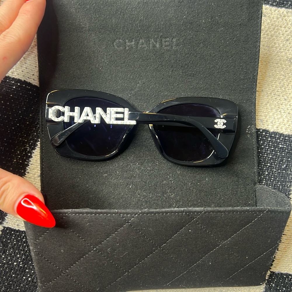 CHANEL Logo Sunglasses